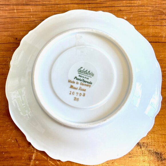 Vintage Edelstein Bavarian China Cup & Saucer - "Moss Rose" - Picture 14 of 15